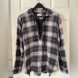 Women’s American Eagle Outfitters distressed grey, red, & white flannel- Size M